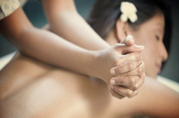 LOMİ LOMİ NUİ MASAJI