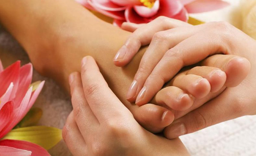 REFLEKSOLOJİ MASAJI