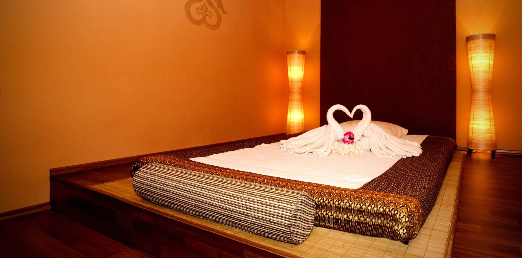 ASYA ÇAKIR / Camelot Masaj